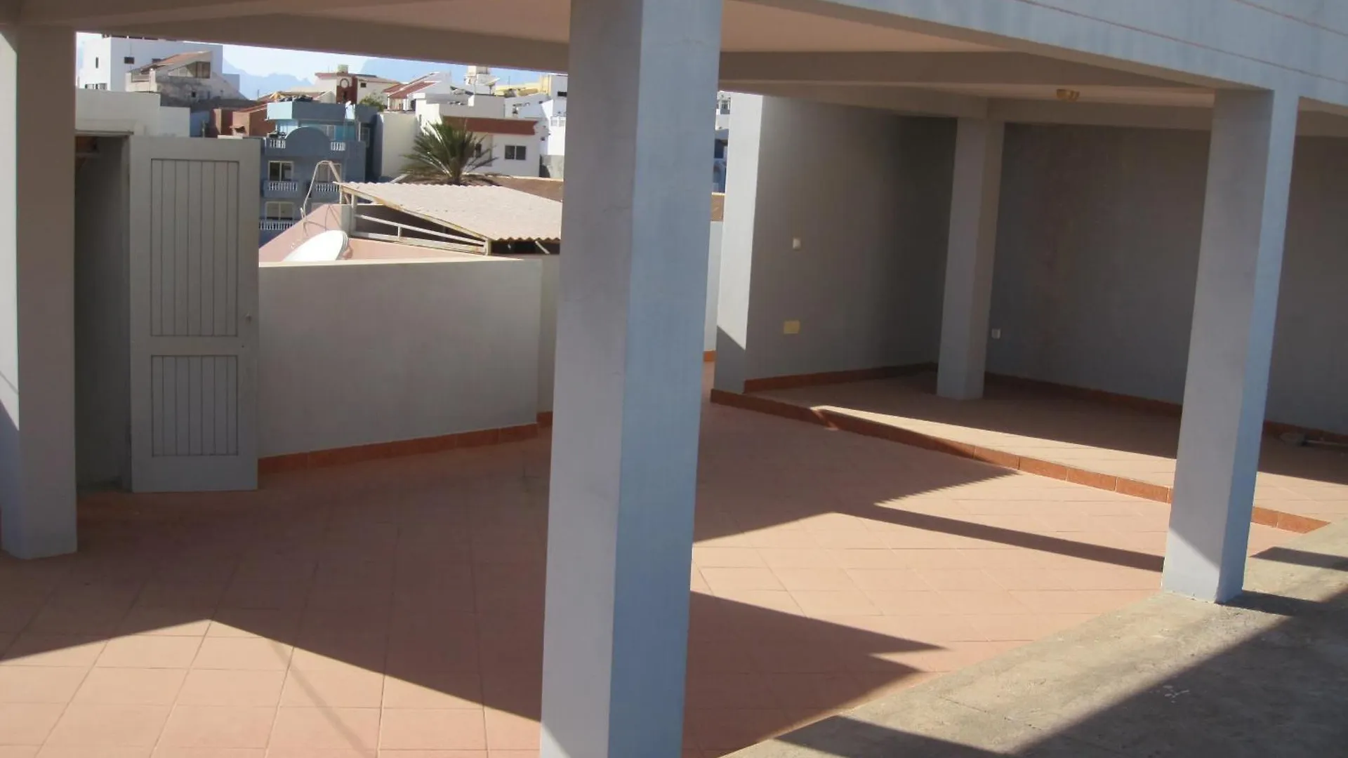 Bed & Breakfast Maya Apartments Mindelo
