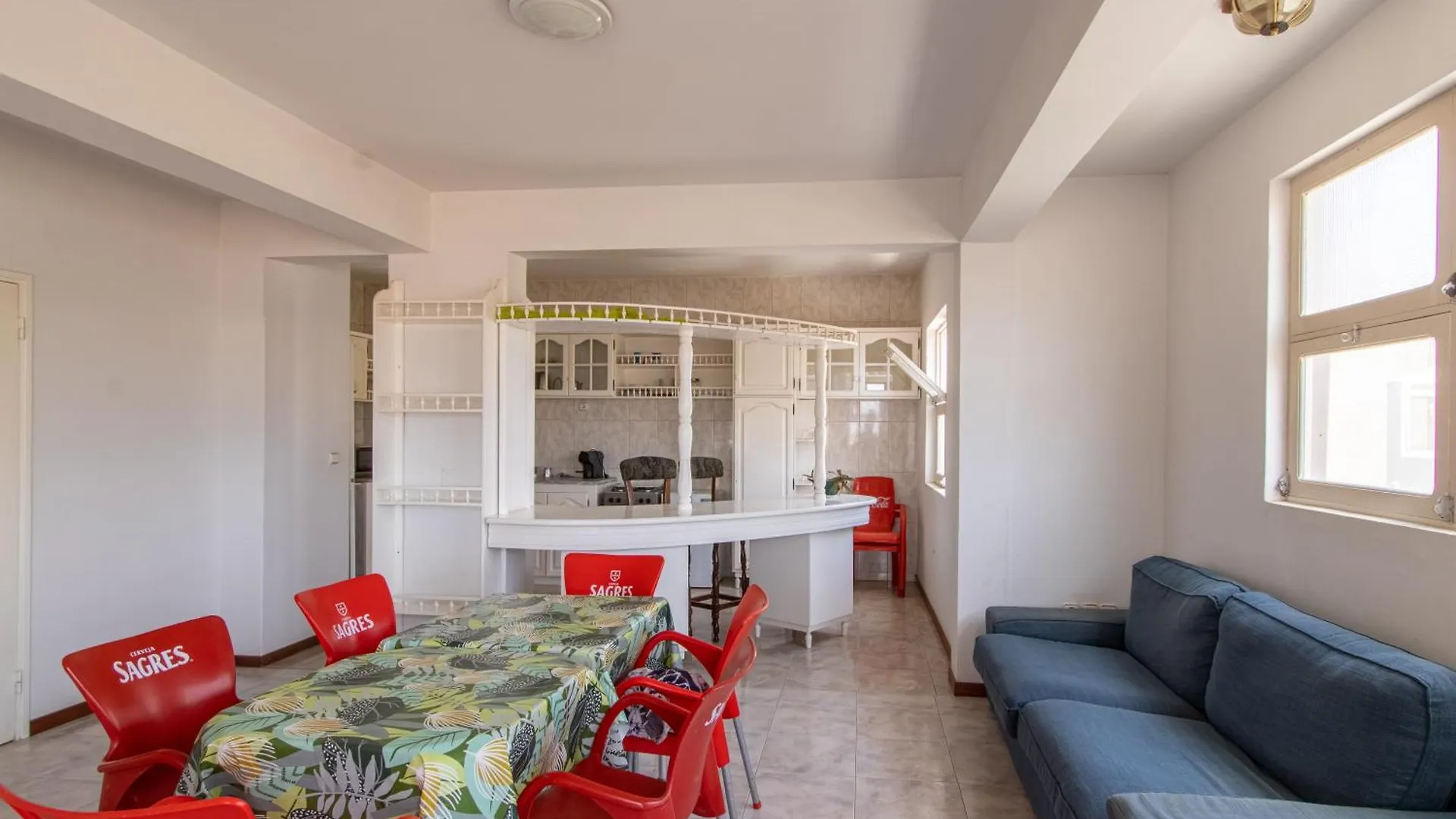 Maya Apartments Mindelo Bed & Breakfast